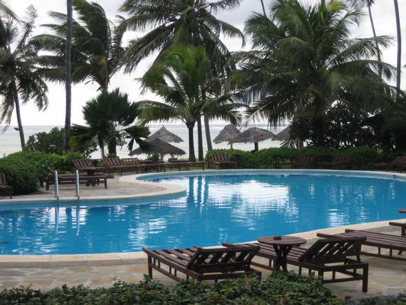 Breezes Beach Club and Spa Zanzibar - Pool 